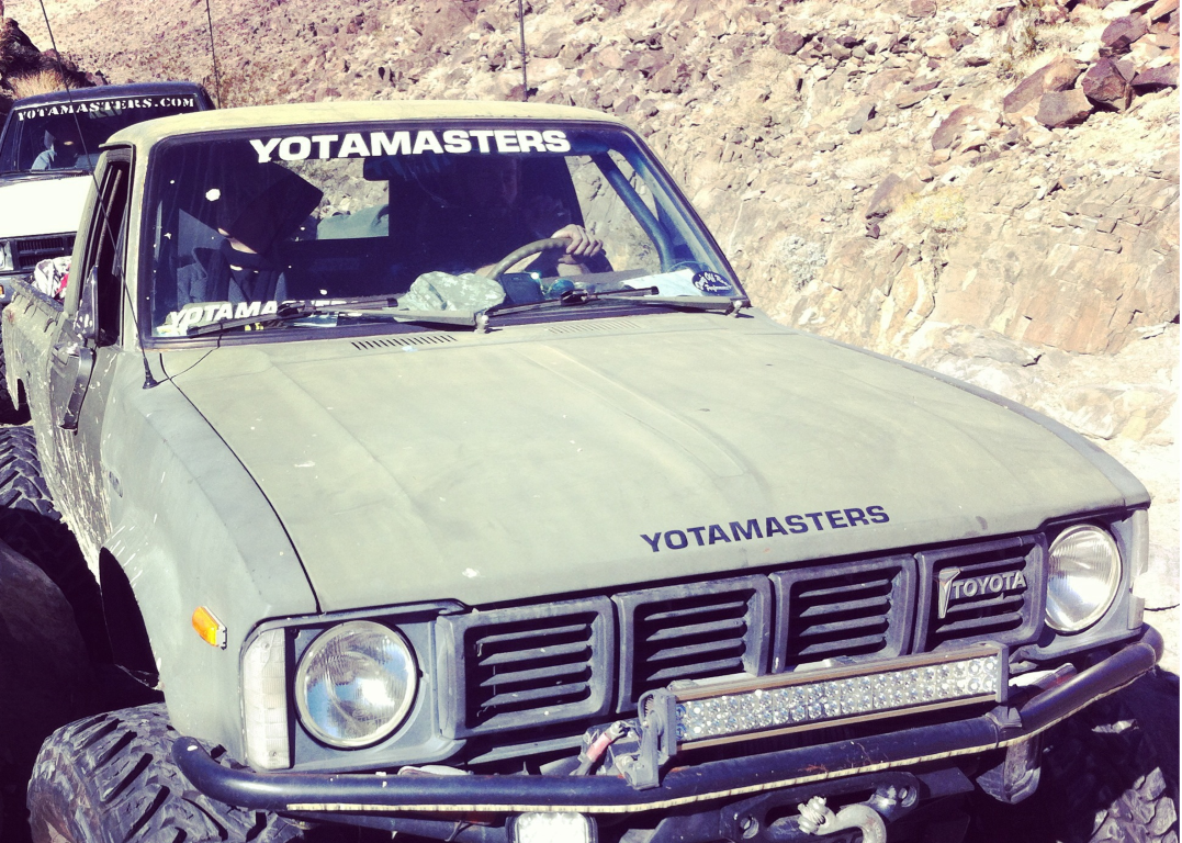 Yotamasters Windshield Banners