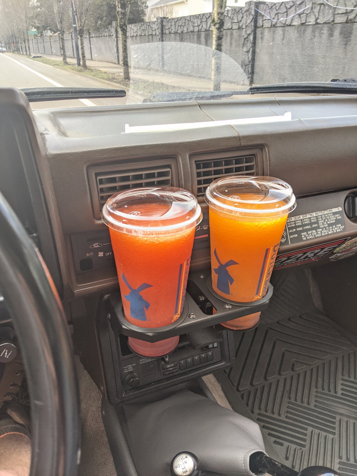 Caribou Double Cup Holder (84-89 4RUNNER, 84-88 P/U)