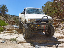 ROCK DEFENSE™ Tacoma Front Bumper (96-04)